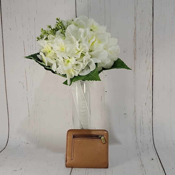 Fossil mini bi-fold wallet - Picture 2 of 4